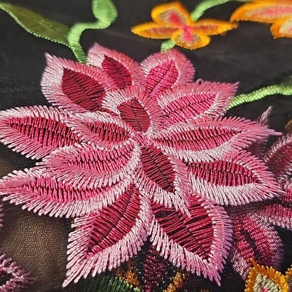 NWT SIENA Floral Embroidered Mesh V-Neck Sleeveless Sheer Hem Dress Size 4 - Picture 5 of 5